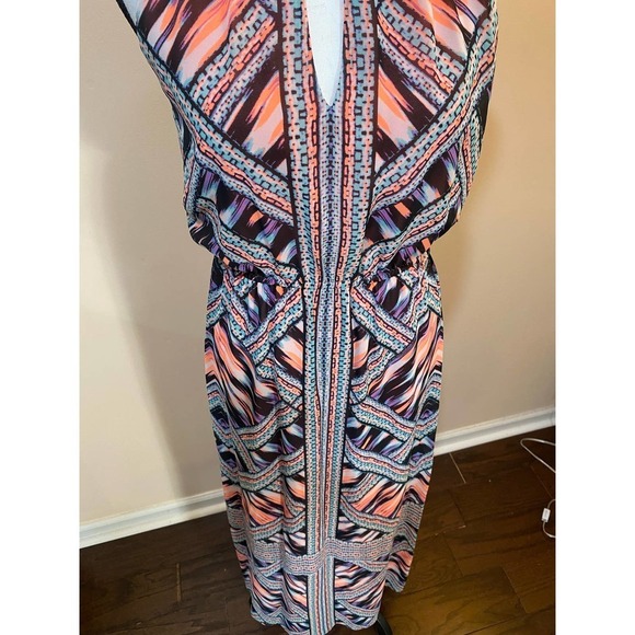 Gianni Bini Geometric Maxi Dress NWT HOST PICK - Picture 12 of 15